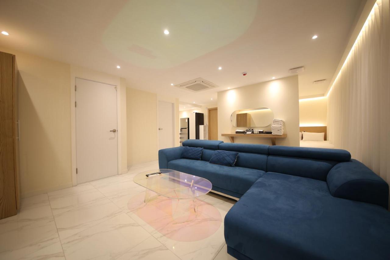 Hotel Vantt Gwangju Metropolitan City Bagian luar foto