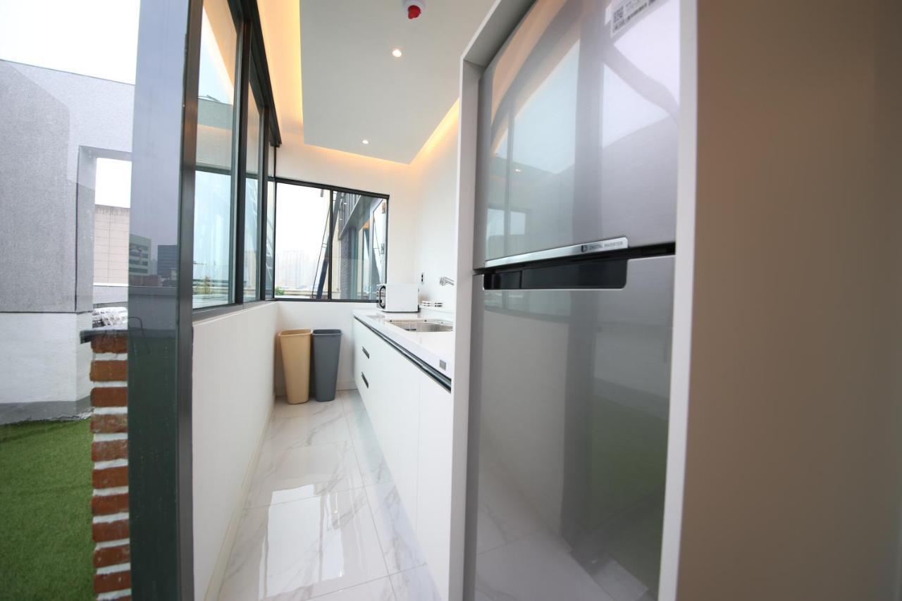 Hotel Vantt Gwangju Metropolitan City Bagian luar foto